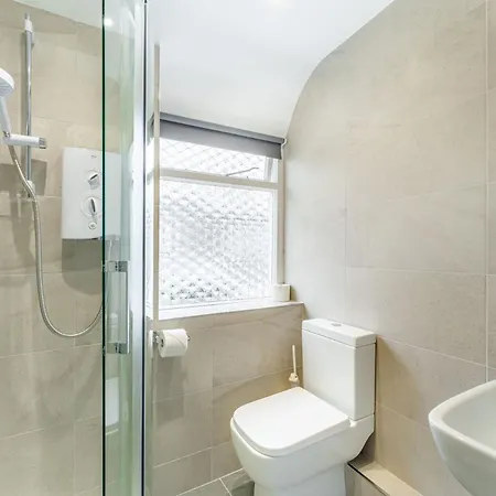 Derby Holiday home *