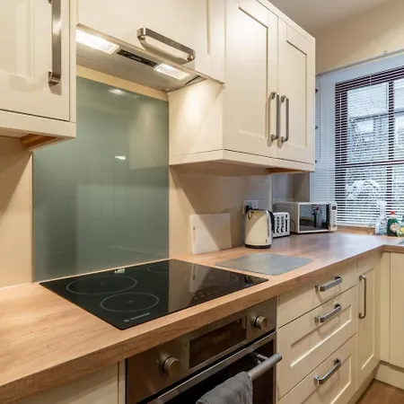4 Bed In Ambleside Oc-Lr050 * Ambleside